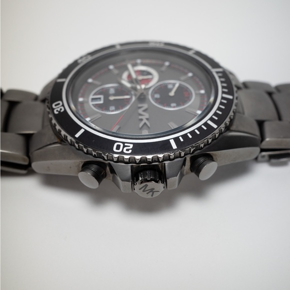 Michael Kors MK8340 Lansing Grey Dial Ion Plated Chronograph Men's - Picture 7 of 15